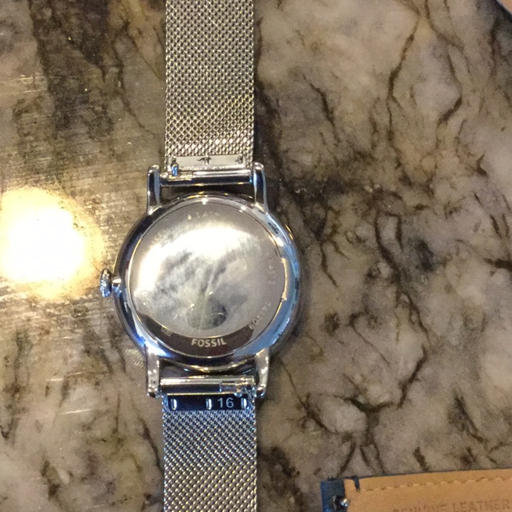 Fossil Watch - Picture 3 of 7